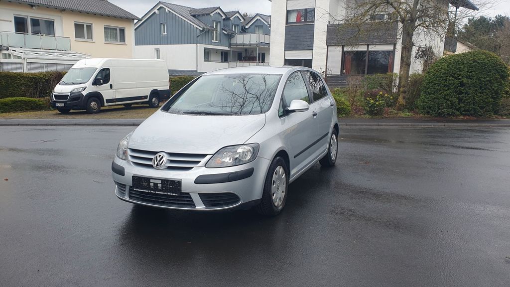 VW Golf 215.395 km 2.999 &euro; Runkel OT Ennerich 65594