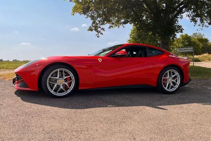 Ferrari F12