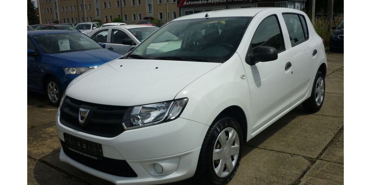 Dacia Sandero 88.000 km 4.900 &euro; Gera 07548