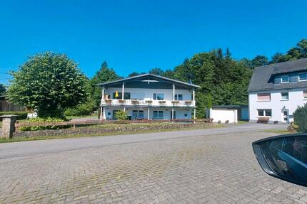 Wohnung Schmallenberg - 4 Zimmer, 160 m&sup2;, 1.100&euro; | Angebot:26266809