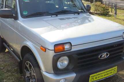 Lada Niva 12.413 km 18.750 &euro; Michendorf 14552