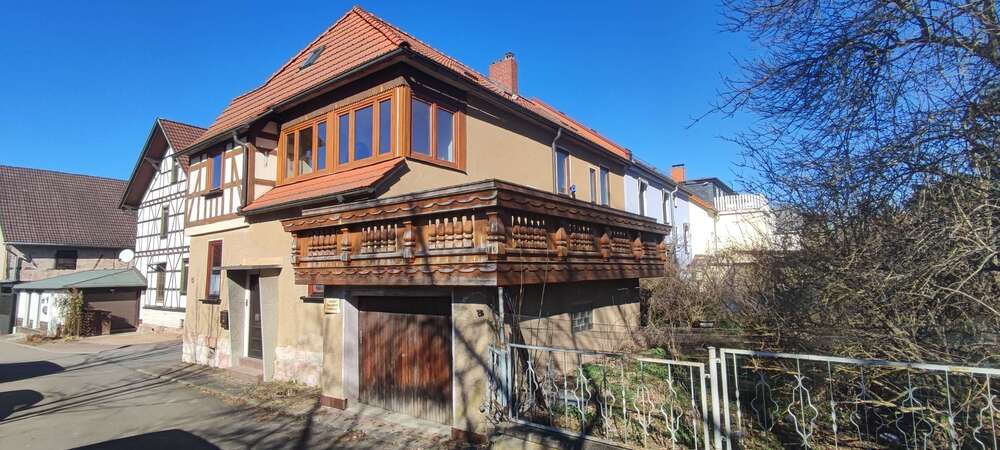 Einfamilienhaus Schmalkalden - 8 Zimmer, 180 m&sup2;, 115.000&euro; | Angebot:25350989