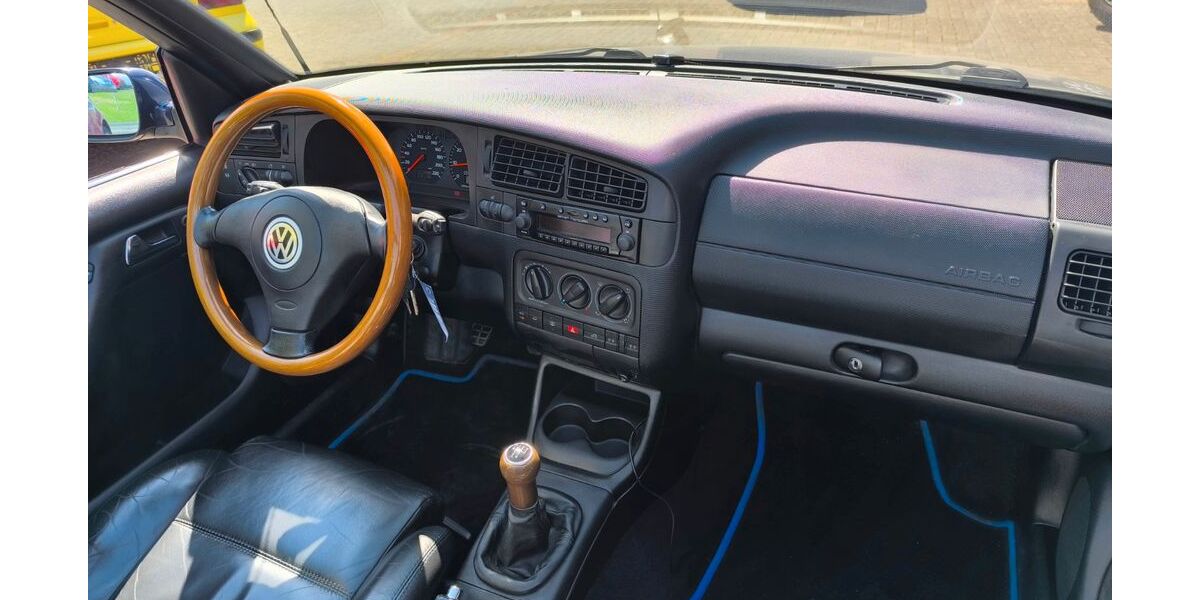 VW Golf 223.000 km 3.600 &euro; Lügde 32676