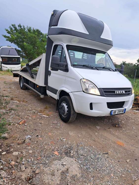 IVECO Daily 179.000 km 19.500 € Uebigau-Wahrenbrück 04938