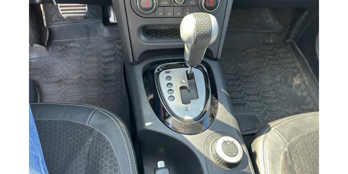Nissan Qashqai+2 2.0 dCi Aut. 4X4 Kamera 360° 7-Sitzer 204.700 km 8.500 &euro; Altdorf 84032