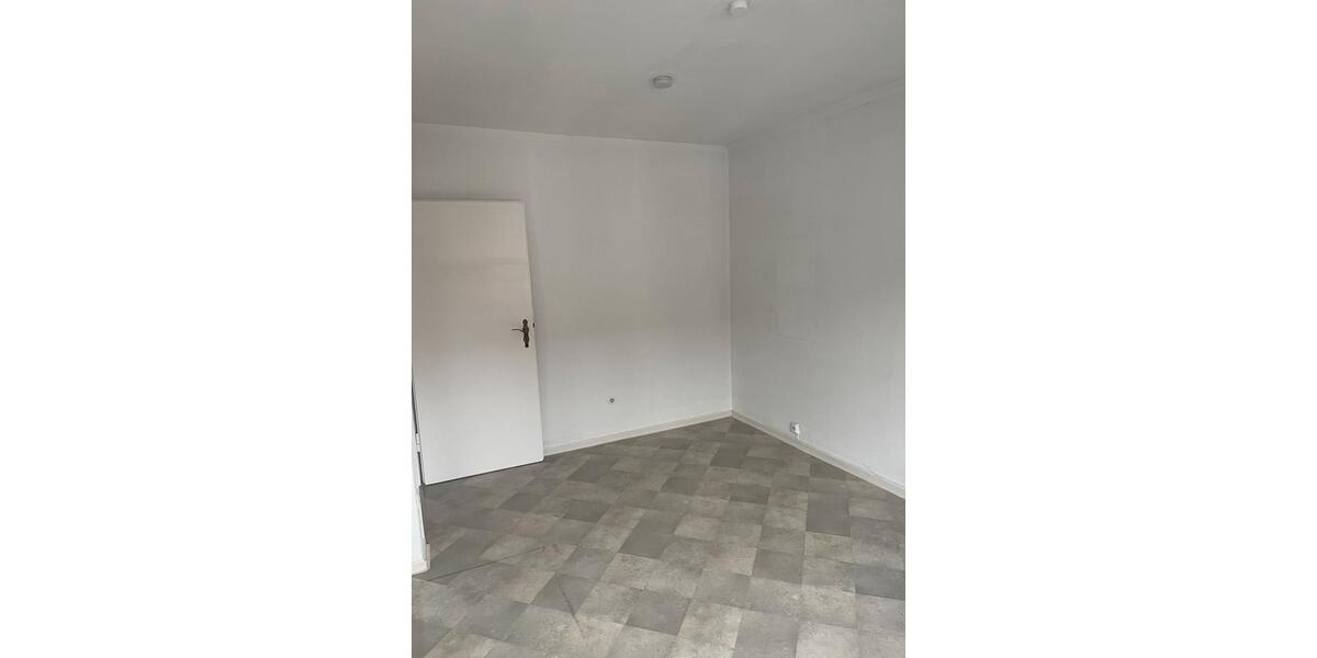 Etagenwohnung Hemsbach - 3 Zimmer, 80 m&sup2;, 1.200&euro; | Angebot:25162244