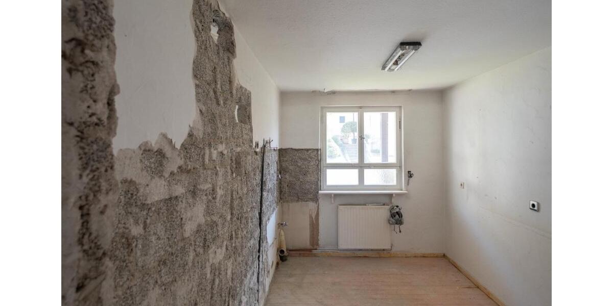 Doppelhaushälfte Albstadt Gemarkung Onstmettingen - 7 Zimmer, 155 m&sup2;, 115.000&euro; | Angebot:26902394
