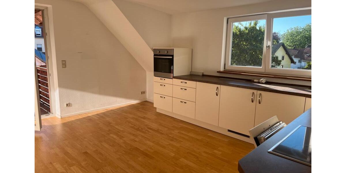 Dachgeschoßwohnung Offenburg Rammersweier - 3.5 Zimmer, 95 m&sup2;, 356.000&euro; | Angebot:26904311