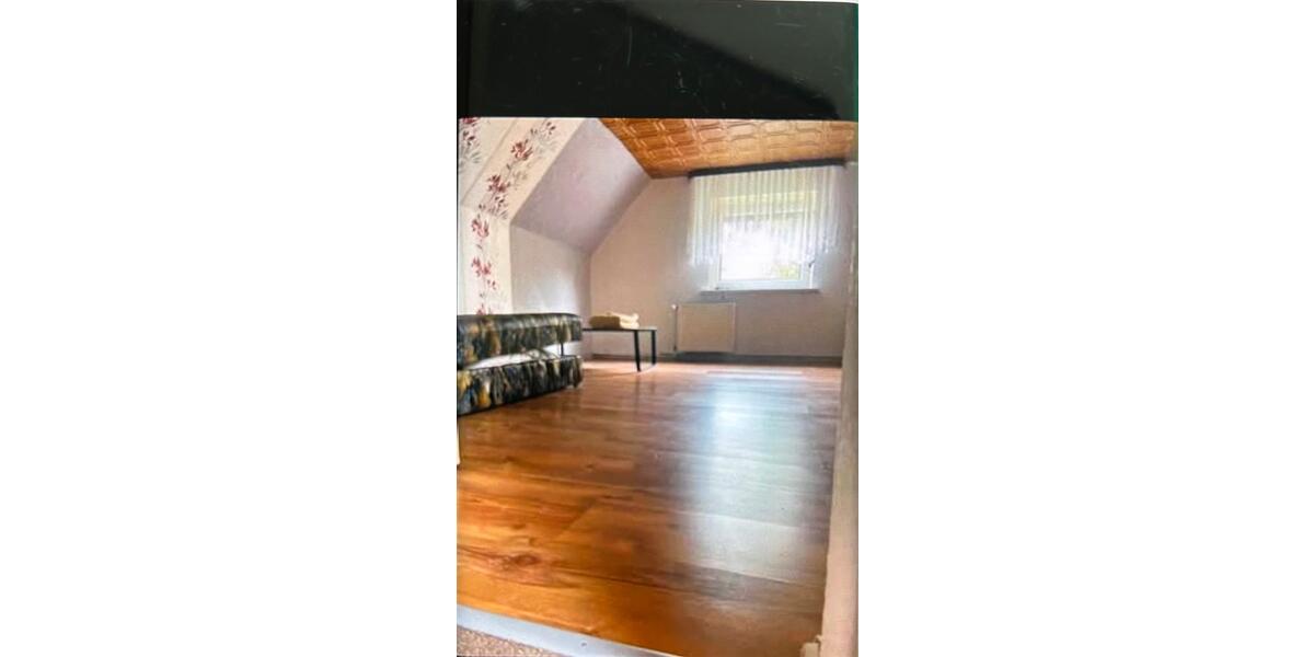 Reihenhaus Aschersleben - 2 Zimmer, 140 m&sup2;, 85.000&euro; | Angebot:26094224