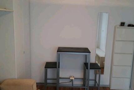 1 Zimmer in SB (Küche Bad) zimmer