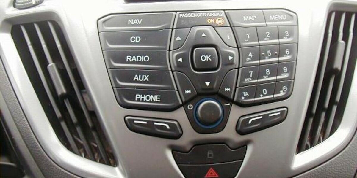 Ford Transit Custom 2.0TDCi Trend 340 L2H2-Navi-AHK-PDC 69.296 km 17.969 &euro; Wittmund 26409