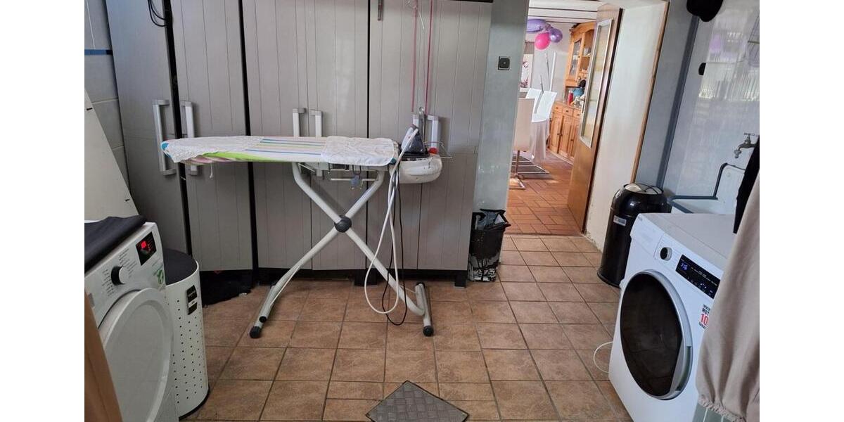 Einfamilienhaus Mittenaar - 6 Zimmer, 150 m&sup2;, 1.500&euro; | Angebot:24813384