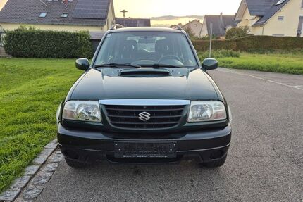 Suzuki Grand Vitara 281.000 km 3.500 € Kösching 85092