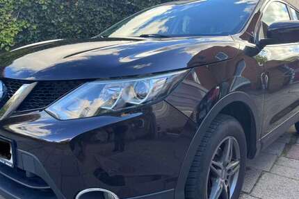 Nissan Qashqai 145.000 km 10.500 &euro; Lübeck 23568