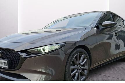 Mazda 3 70.754 km 17.919 &euro; Artern 06556