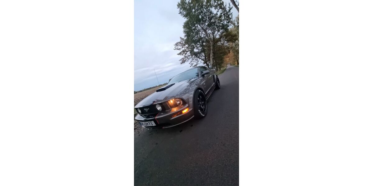Ford Mustang 147.500 km 14.399 &euro; Barver 49453