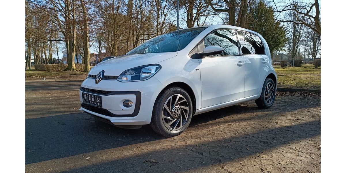 VW up! 107.500 km 6.950 &euro; Neukalen 17139