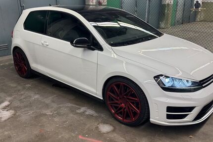 VW Golf 93.000 km 21.000 &euro; Hebertsfelden 84332
