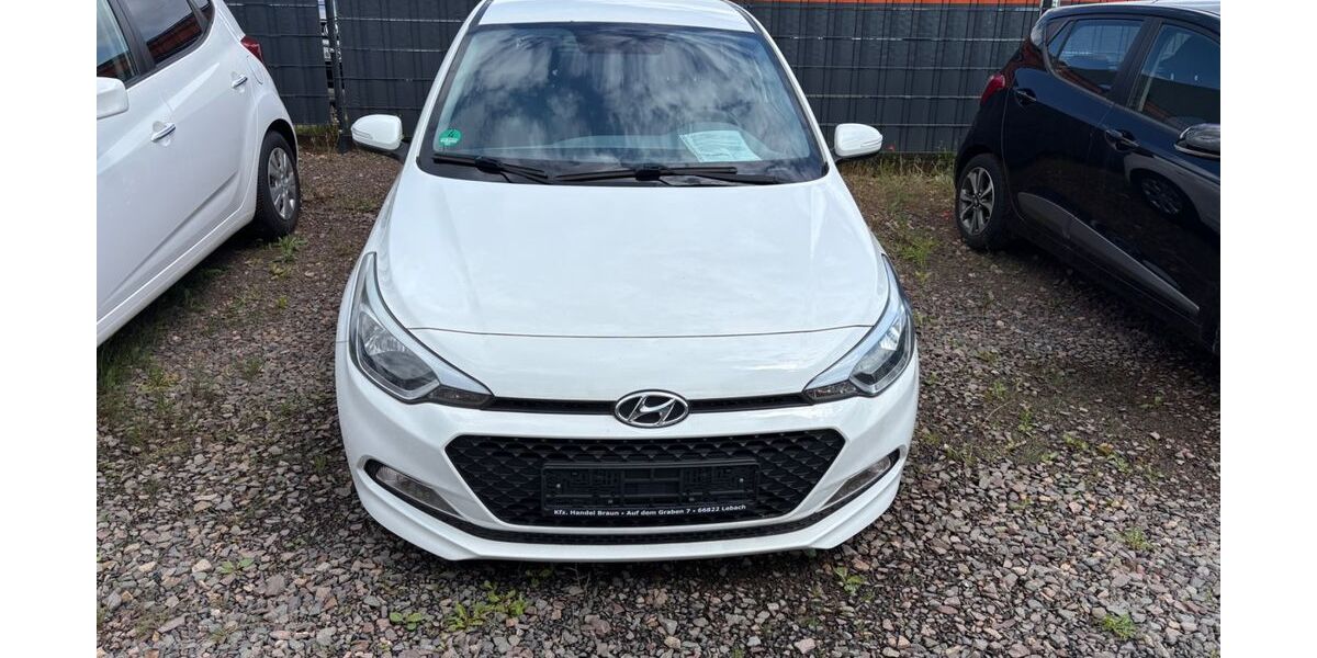 Hyundai i20 114.100 km 7.190 &euro; Lebach 66822