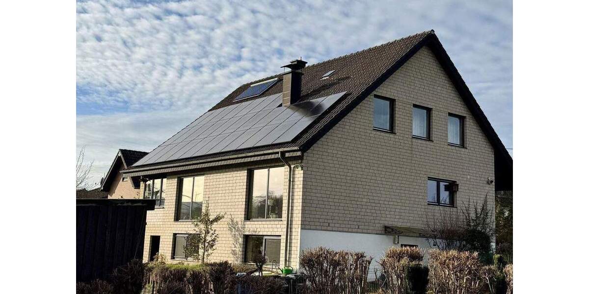 Einfamilienhaus mit Einliegerwohnung in ruhiger Wohnlage 9 zimmer