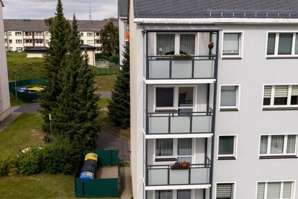 Tolle 3- Raumwohnung mit neuem Balkon 3 zimmer