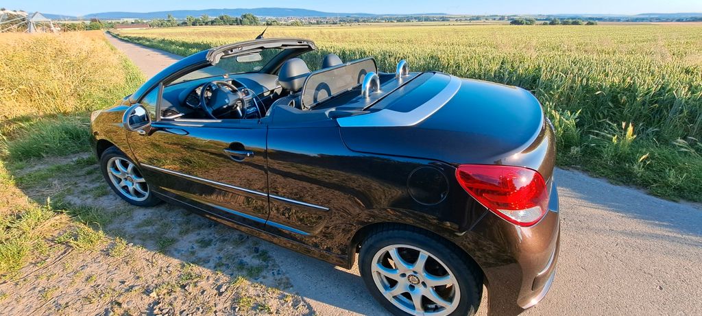 Peugeot 207 103.000 km 5.499 &euro; Offenburg 77654