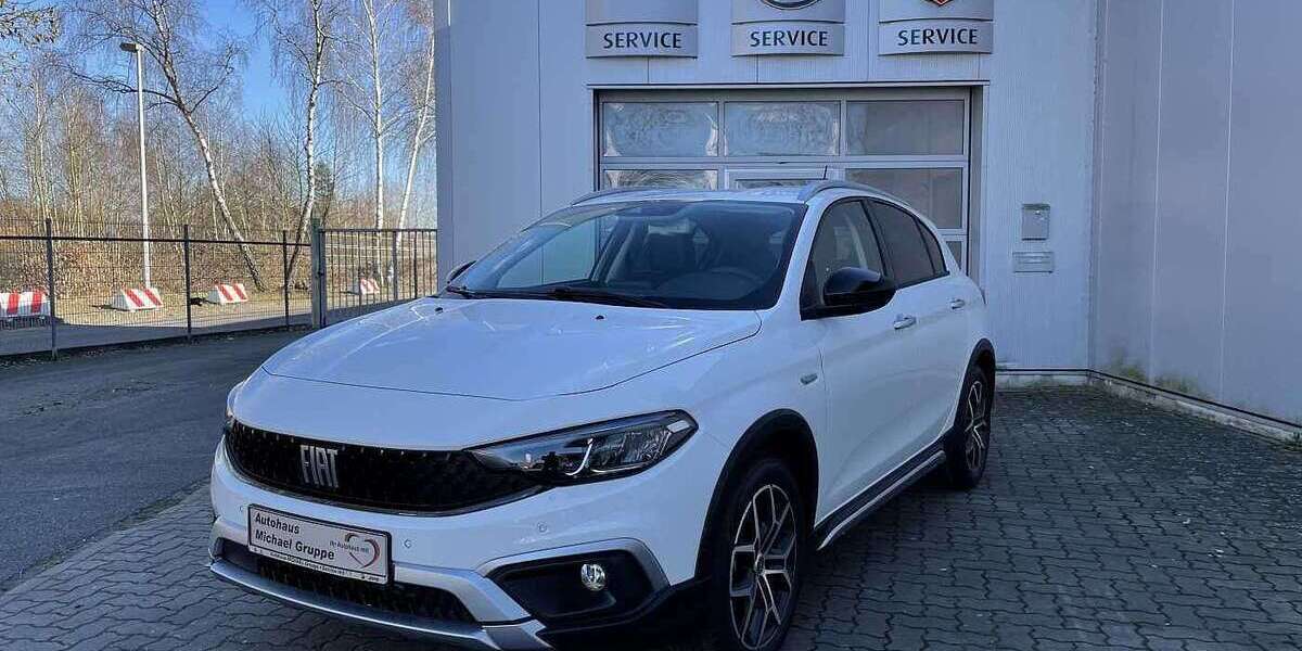Fiat Tipo 17.900 km 18.990 &euro; Hamburg 22043