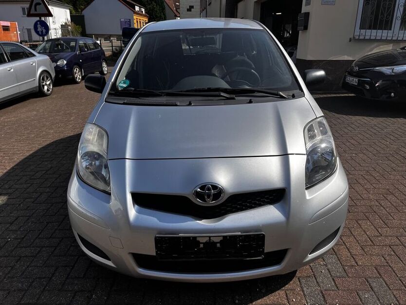 Yaris