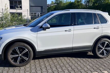 VW Tiguan 125.000 km 16.990 &euro; Stolberg 52223