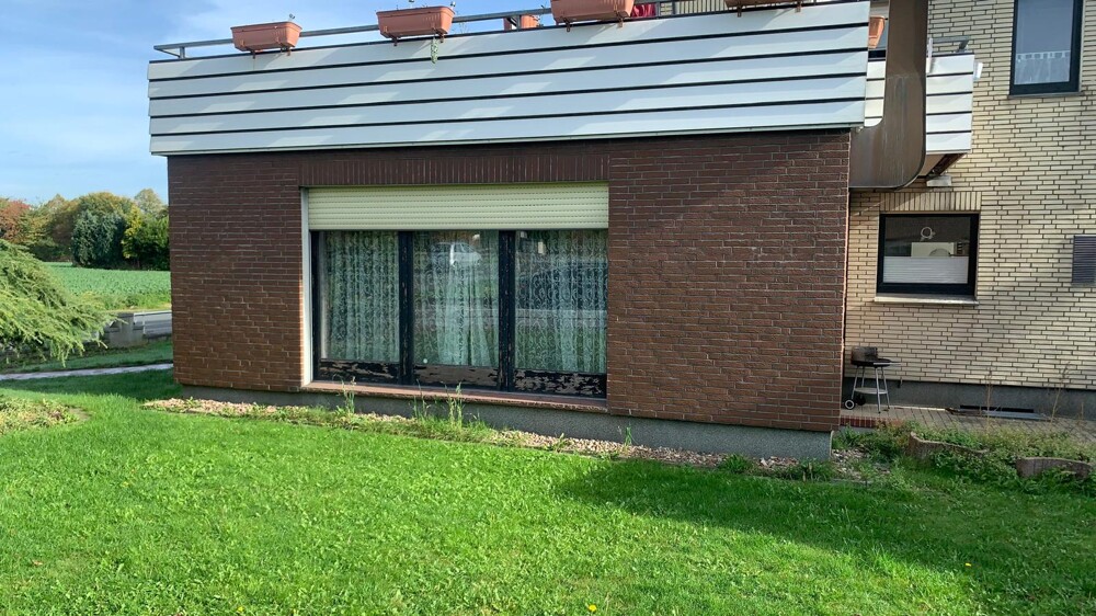Wohnen am Ortsrand von Bünde mit vielen Nutzungsmöglichkeiten - Natur gleich neben der Haustür - Zweifamilienhaus Bünde Bad Randringhausen | Angebot:26478907
