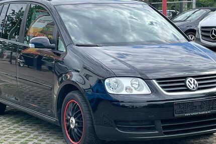 VW Touran 199.000 km 1.850 &euro; Berlin 13088