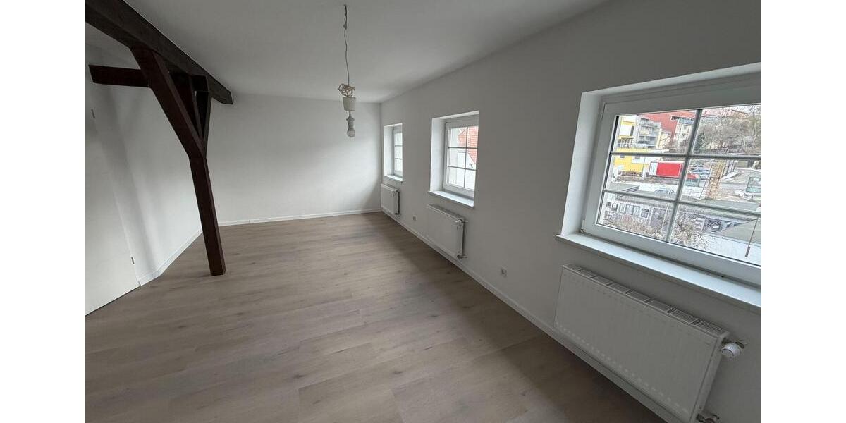 Dachgeschoßwohnung Eberswalde - 3 Zimmer, 85 m&sup2;, 935&euro; | Angebot:26038830