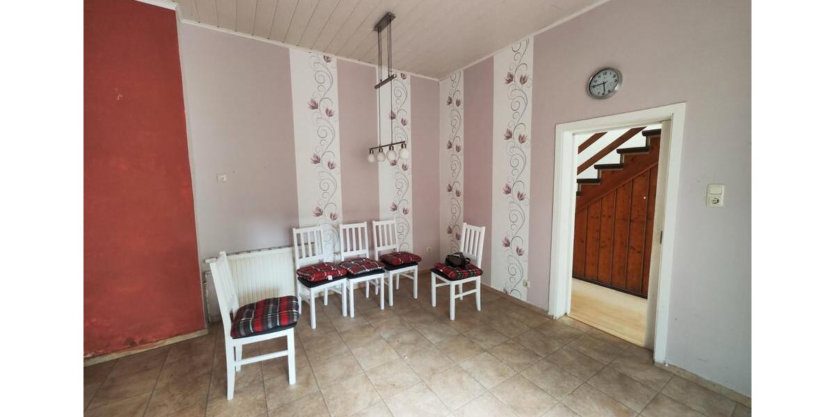 Einfamilienhaus Bernburg (Saale) - 4 Zimmer, 190 m&sup2;, 285.000&euro; | Angebot:26337974