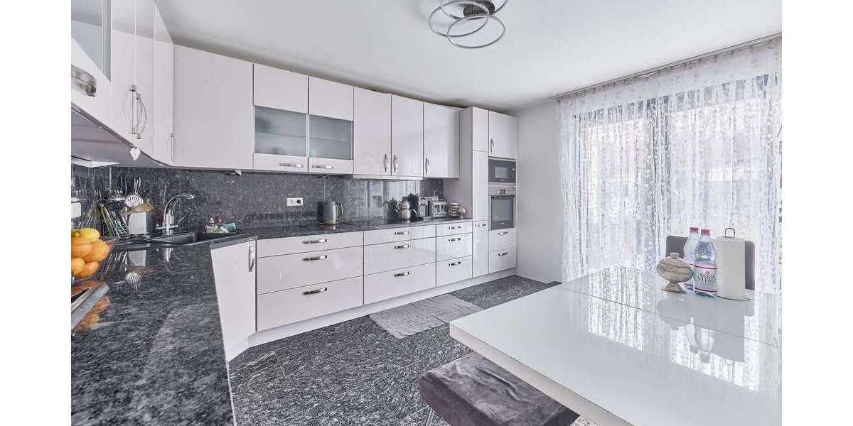Einfamilienhaus Mühlhausen - 7 Zimmer, 215 m&sup2;, 698.000&euro; | Angebot:25925926
