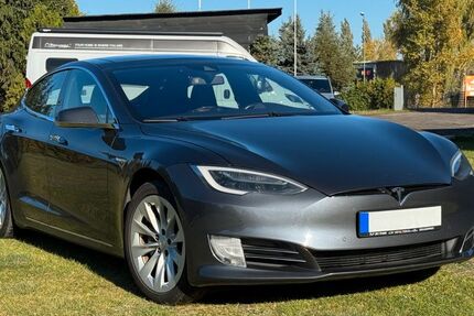 Tesla Model S 167.000 km 28.500 € Mittenwalde 15749