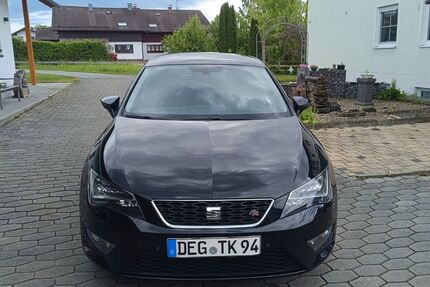 Seat Leon 169.720 km 6.700 &euro; Offenberg 94560