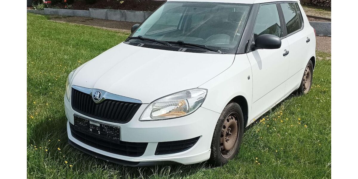 Skoda Fabia 144.500 km 3.700 &euro; Dettingen 88451