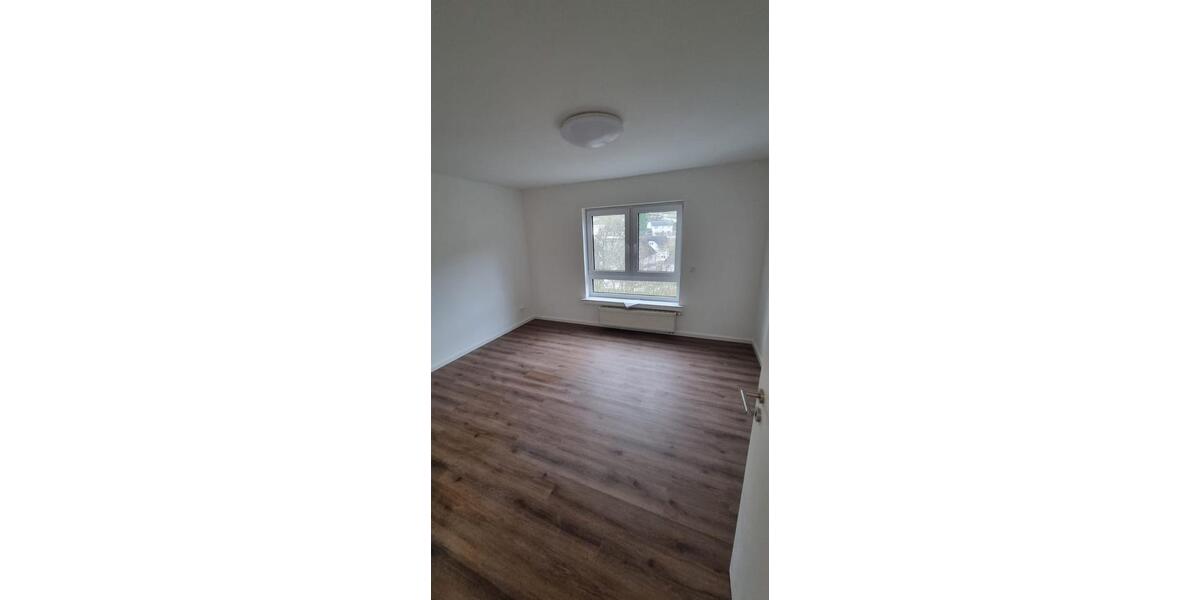 Dachgeschoßwohnung Kirchhundem - 3 Zimmer, 60 m&sup2;, 550&euro; | Angebot:25106534