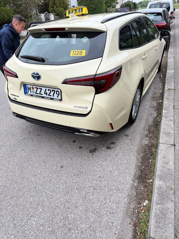 Toyota Corolla 85.000 km 22.500 € München 81677