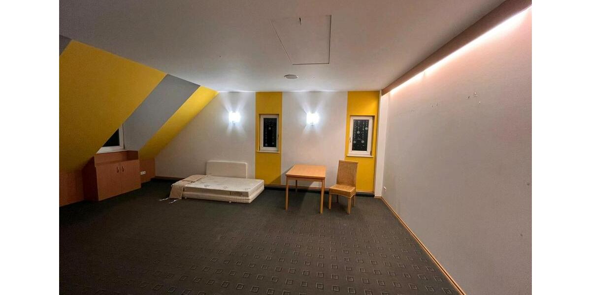 Dachgeschoßwohnung Tann (Rhön) - 6 Zimmer, 120 m&sup2;, 600&euro; | Angebot:24733668