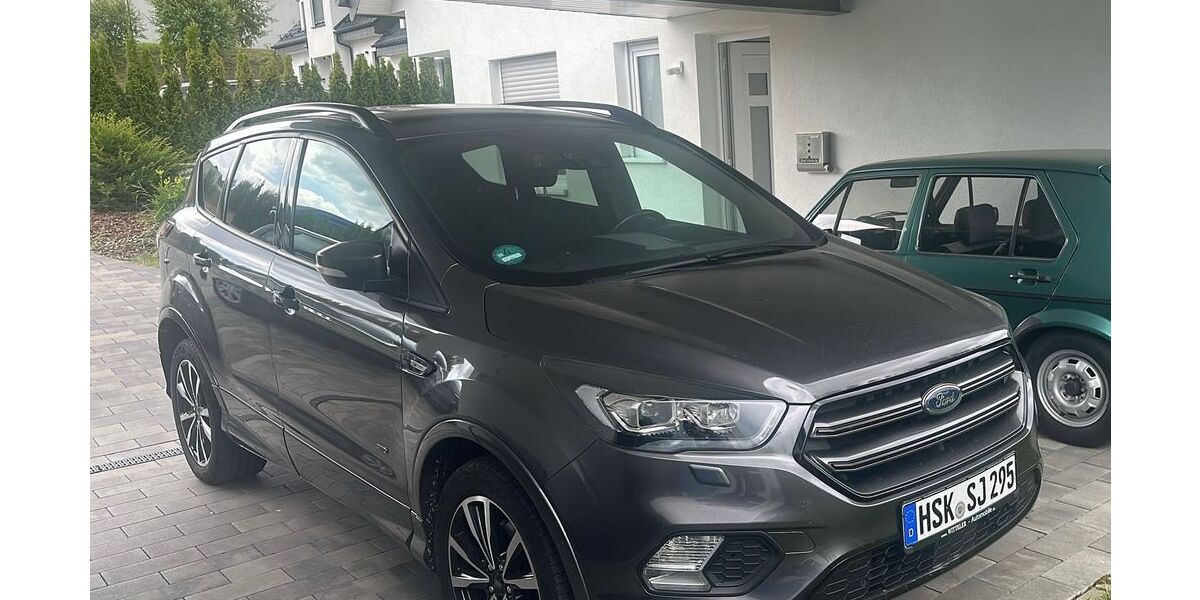 Ford Kuga 157.000 km 11.250 &euro; Bestwig 59909