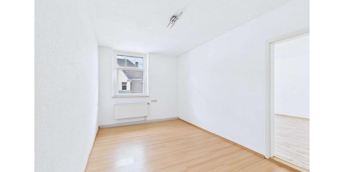 Etagenwohnung Auerbach/Vogtland Vogtland - 4 Zimmer, 95 m&sup2;, 465&euro; | Angebot:26678312