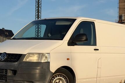 VW T5 Transporter 304.373 km 2.499 &euro; Breitenbach 37327