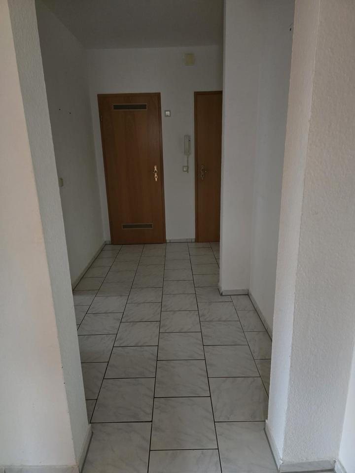 Schöne 3 ZKB Erdgeschoss Wohnung mit Stellplatz zimmer
