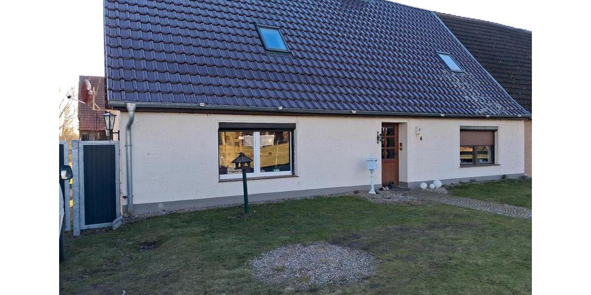 Doppelhaushälfte Dorf Mecklenburg - 5 Zimmer, 150 m&sup2;, 225.000&euro; | Angebot:26339095