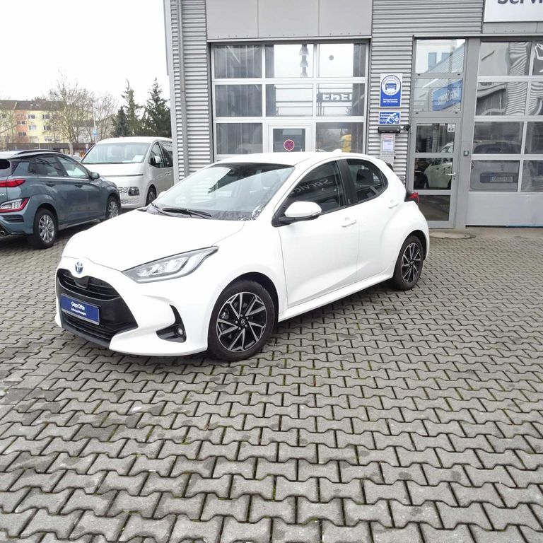 Toyota Yaris 21.000 km 19.995 € Elsenfeld 63820