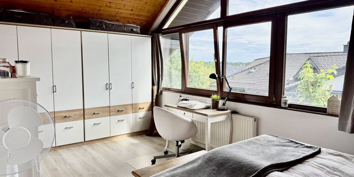 Roetgen – Zuhause über den Dächern der Eifel - Dachgeschoßwohnung Roetgen | Angebot:26784139