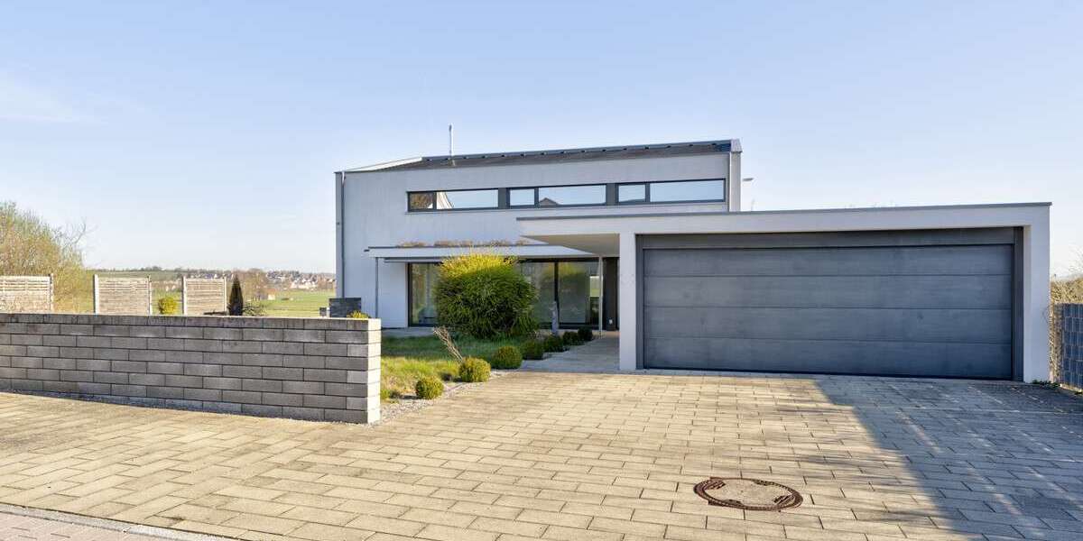 Einfamilienhaus Hüfingen - 8 Zimmer, 222 m&sup2;, 990.000&euro; | Angebot:26294764