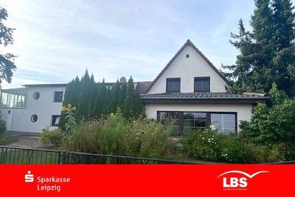 Ihr neues Zuhause mit Indoorpool