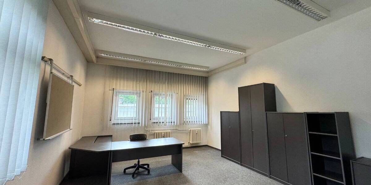 Gewerbeobjekt Zwickau Pölbitz - 210&euro; | Angebot:26431882